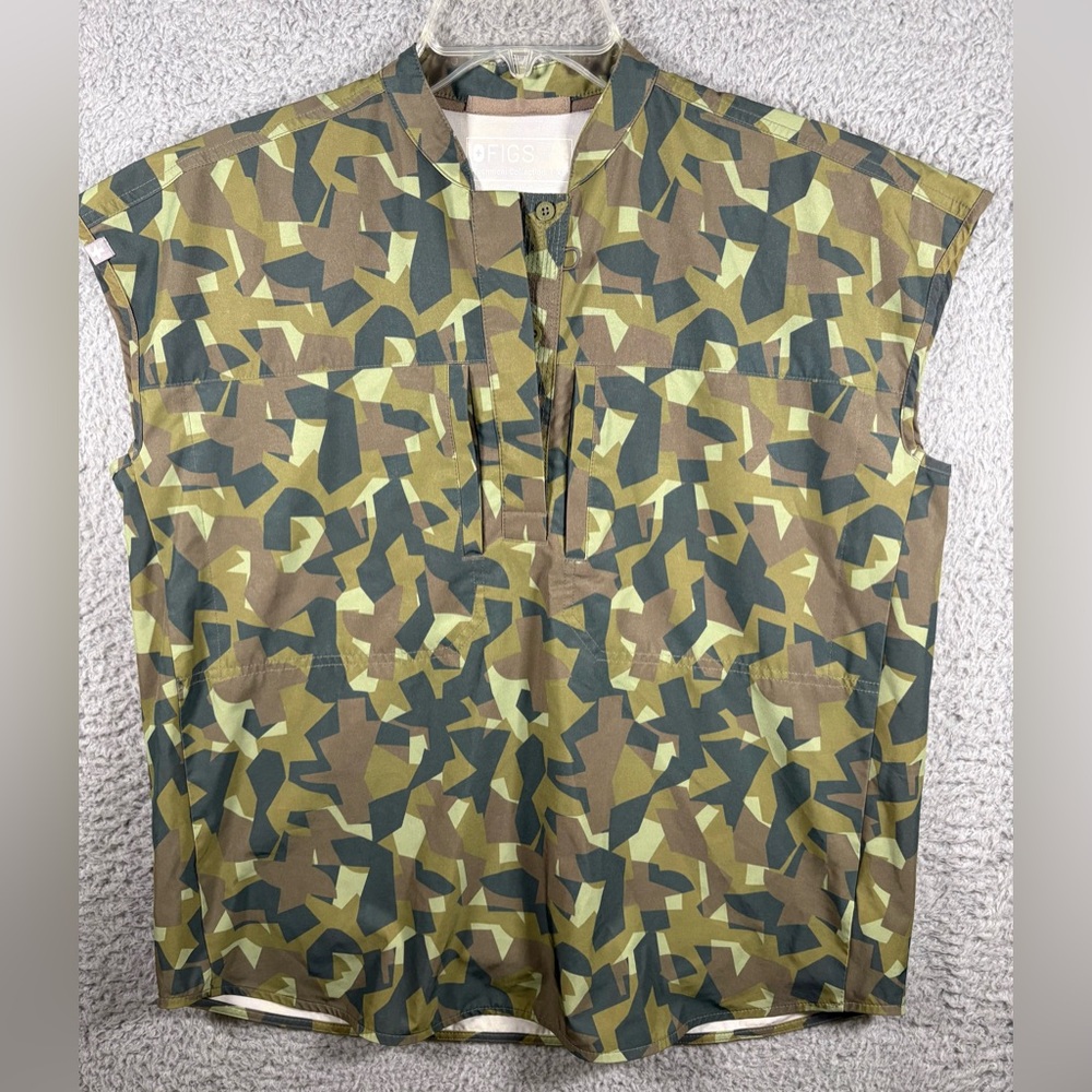 FIGS Technical Collection Scrub Top Camouflage Camo Design Sleeveless XS